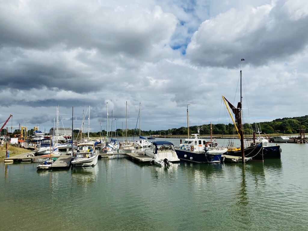boats on the deben by cam365pix