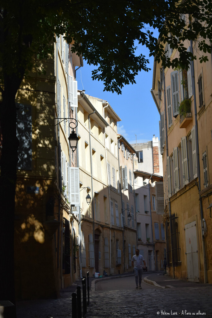 Sunday morning in Aix en Provence by parisouailleurs