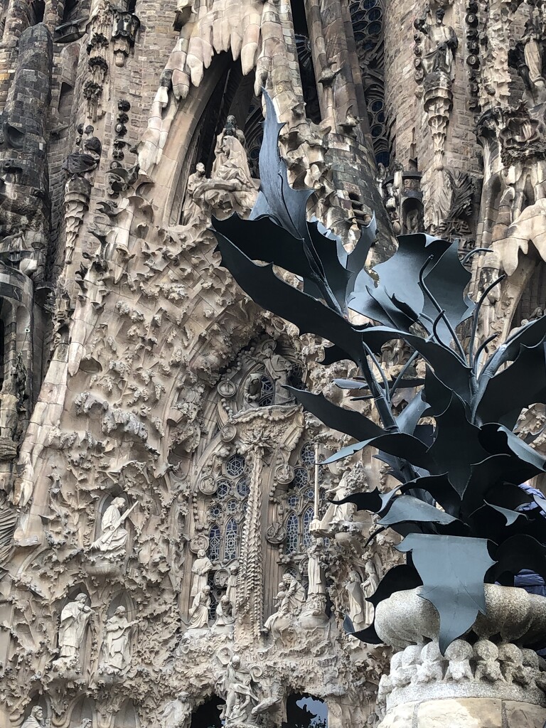 Sagrada Familia by cherrymartina