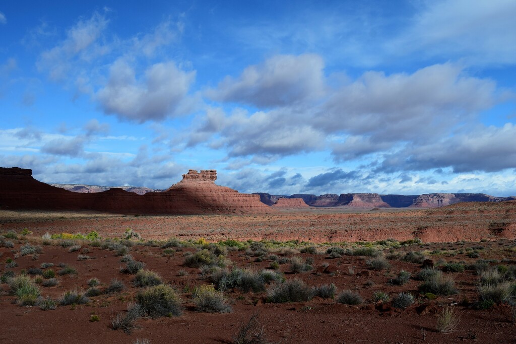 Valley of the Gods by sandlily