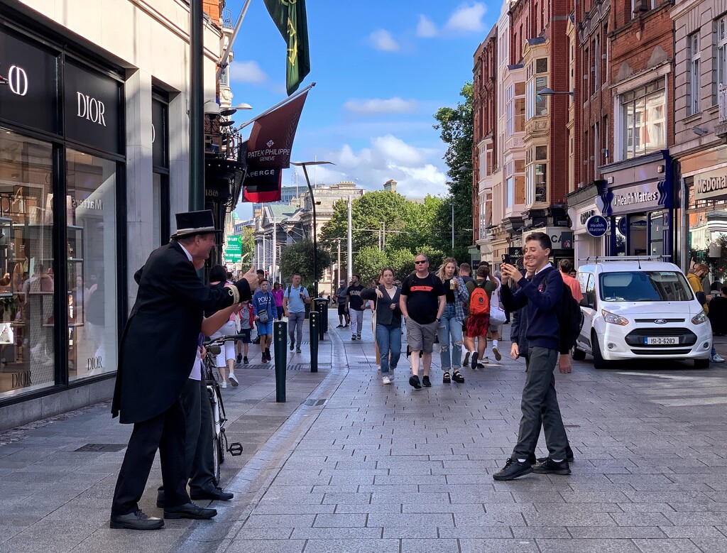 Grafton street, Dublin by happypat