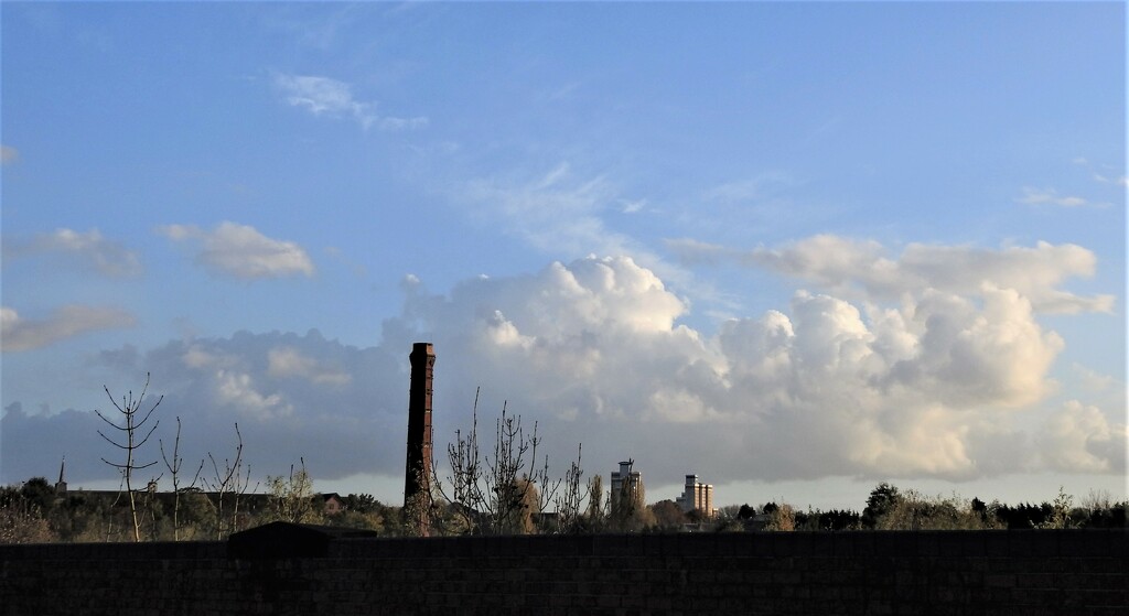 Sky from Wikinson Street Bridge by oldjosh