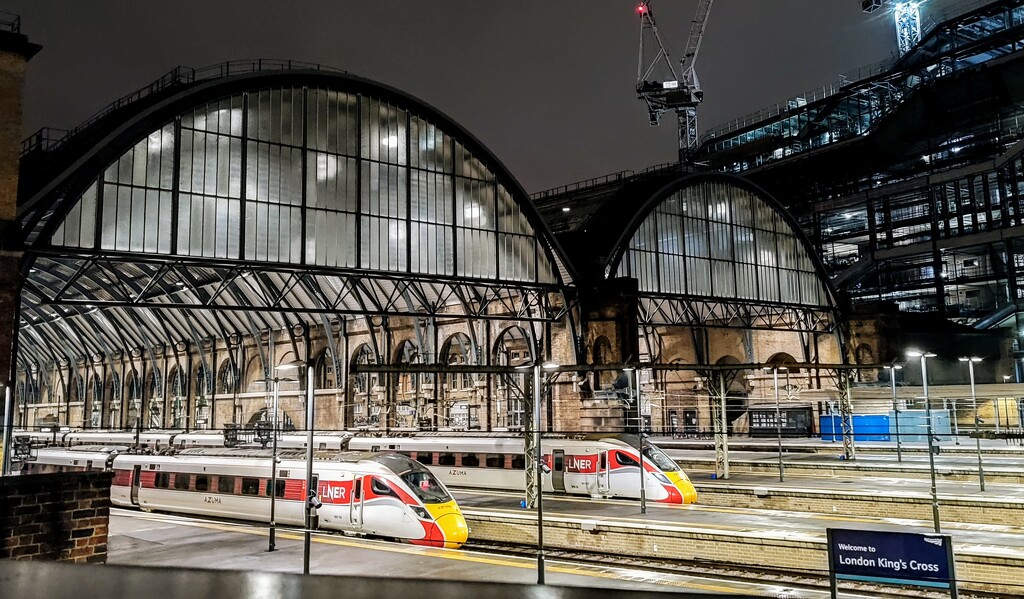 King's Cross arches  by boxplayer