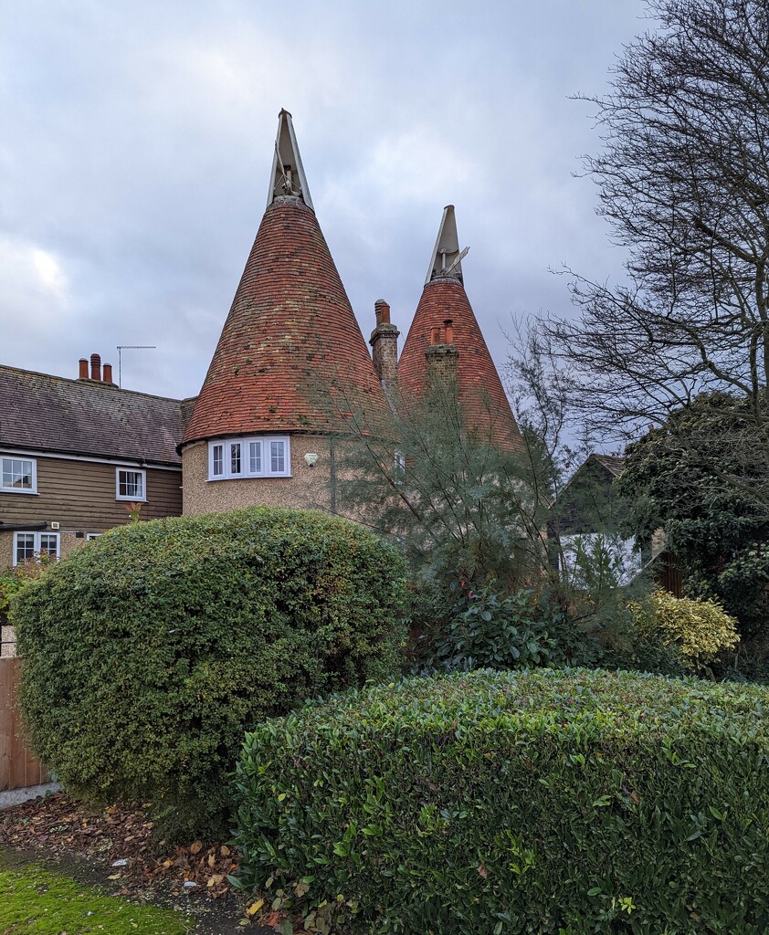 Oast Houses by serendypyty