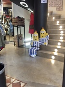 10th Nov 2022 - Bananas in pajamas are running down the stairs🎶🎵