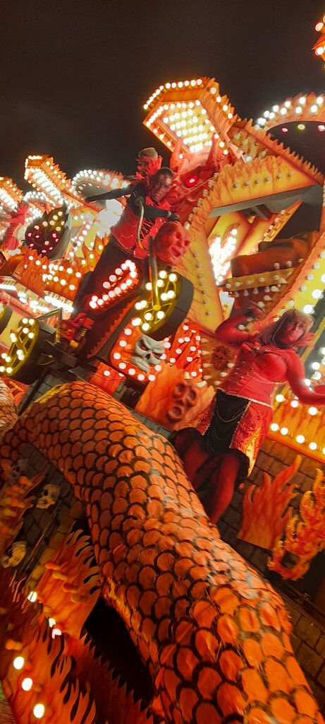 It's Carnival Night by jenbo