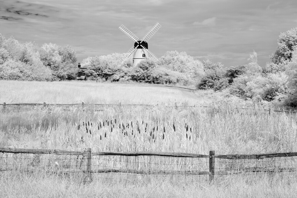 Green Ridge Windmill by 4rky