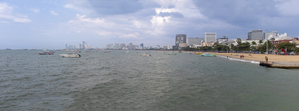 The Bay on a misty day by lumpiniman