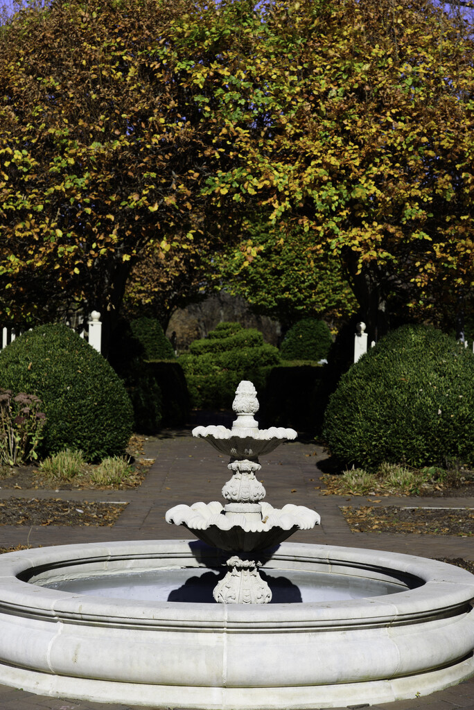 Tight shot of fountain @ Wegerzyn Gardens by ggshearron