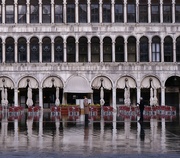 22nd Nov 2022 - Two photographers in Piazza San Marco 