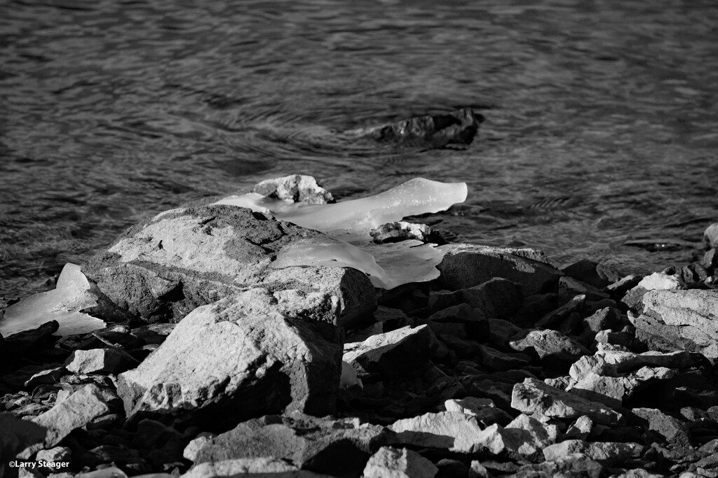 Ice on the rocks Black and White by larrysphotos