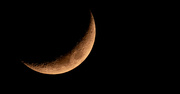 27th Nov 2022 - Tonight's Crescent Moon!