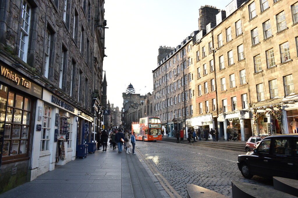 Edinburgh street by anitaw