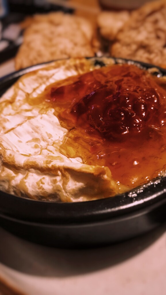 Baked Camembert & Chilli Jam by manek43509