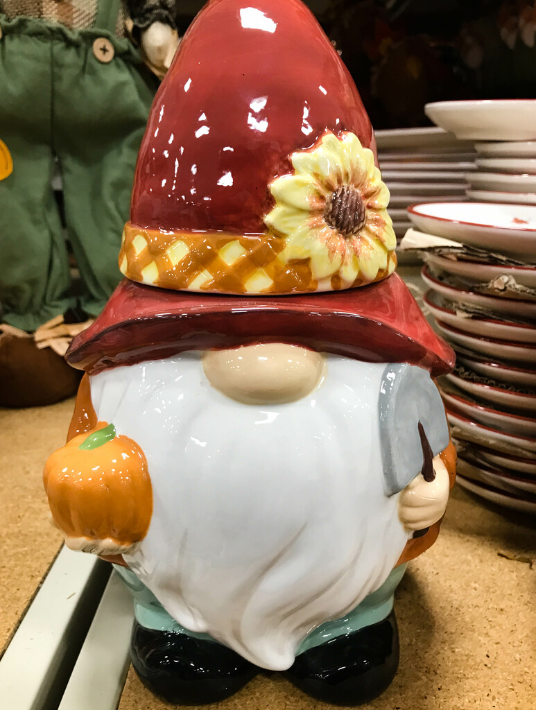 Autumn gnome cookie jar by mittens