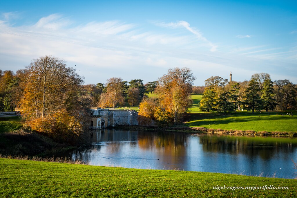 The bridge at Blenheim Palace by nigelrogers