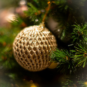 4th Dec 2022 - 12-04 - Christmas tree ornamentation