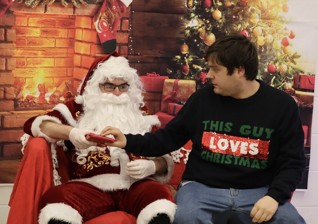 Alex meets Santa by jeremyccc