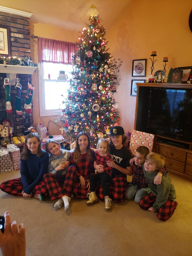Family Christmas by jill2022
