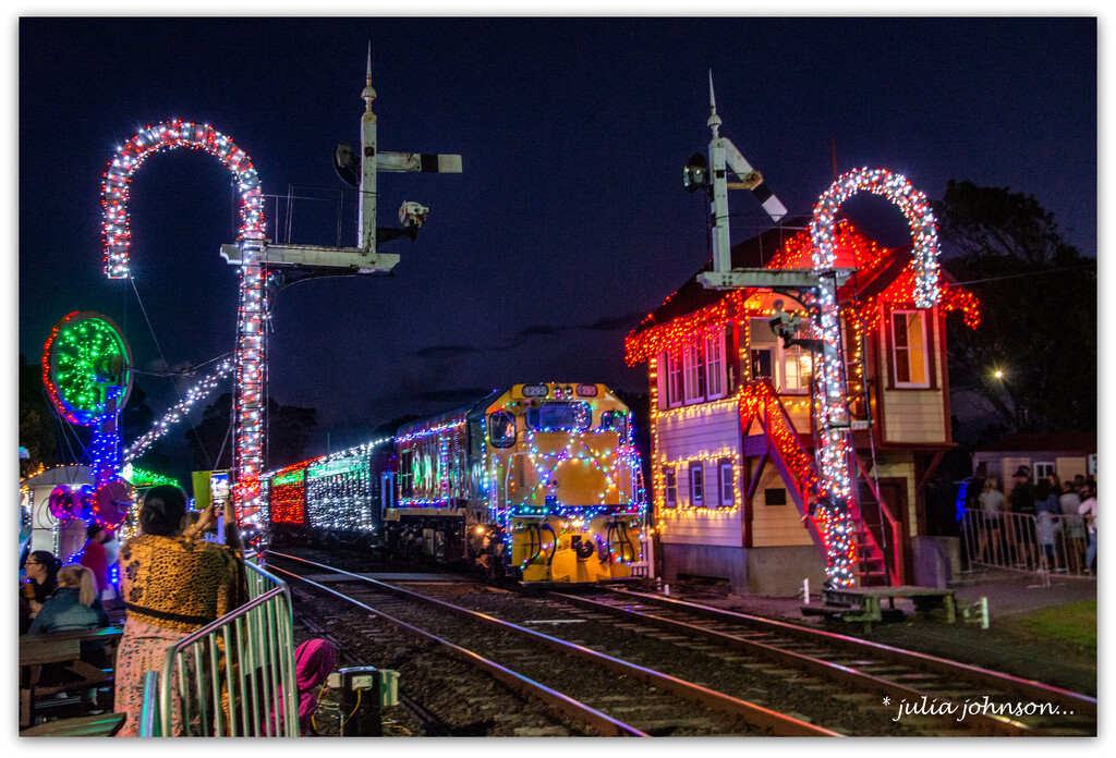 All Aboard the Christmas Train.. by julzmaioro