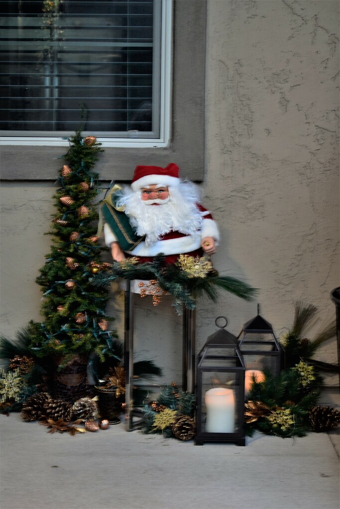 Neighbor's decorations. by sandlily