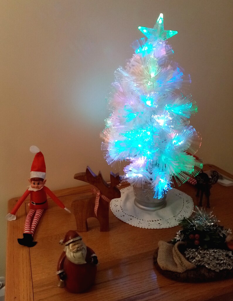 LED Christmas Tree by g3xbm