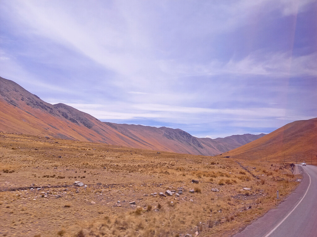 The altoplano between Puno and Cusco by marianj