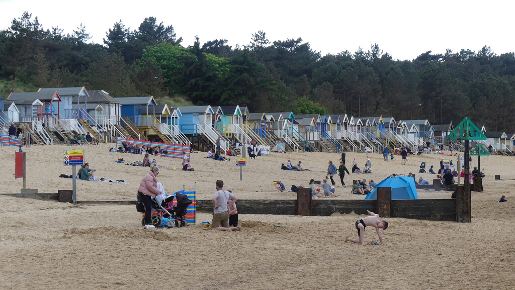 Beach scene, Wells-Next-The-Sea, Norfolk by gareth