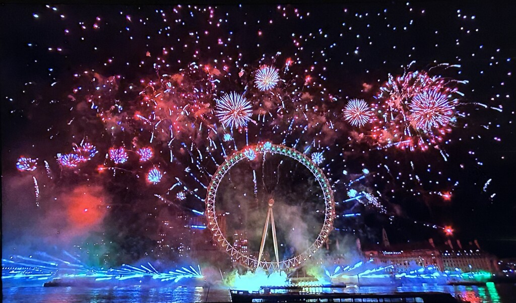 London Fireworks by carole_sandford