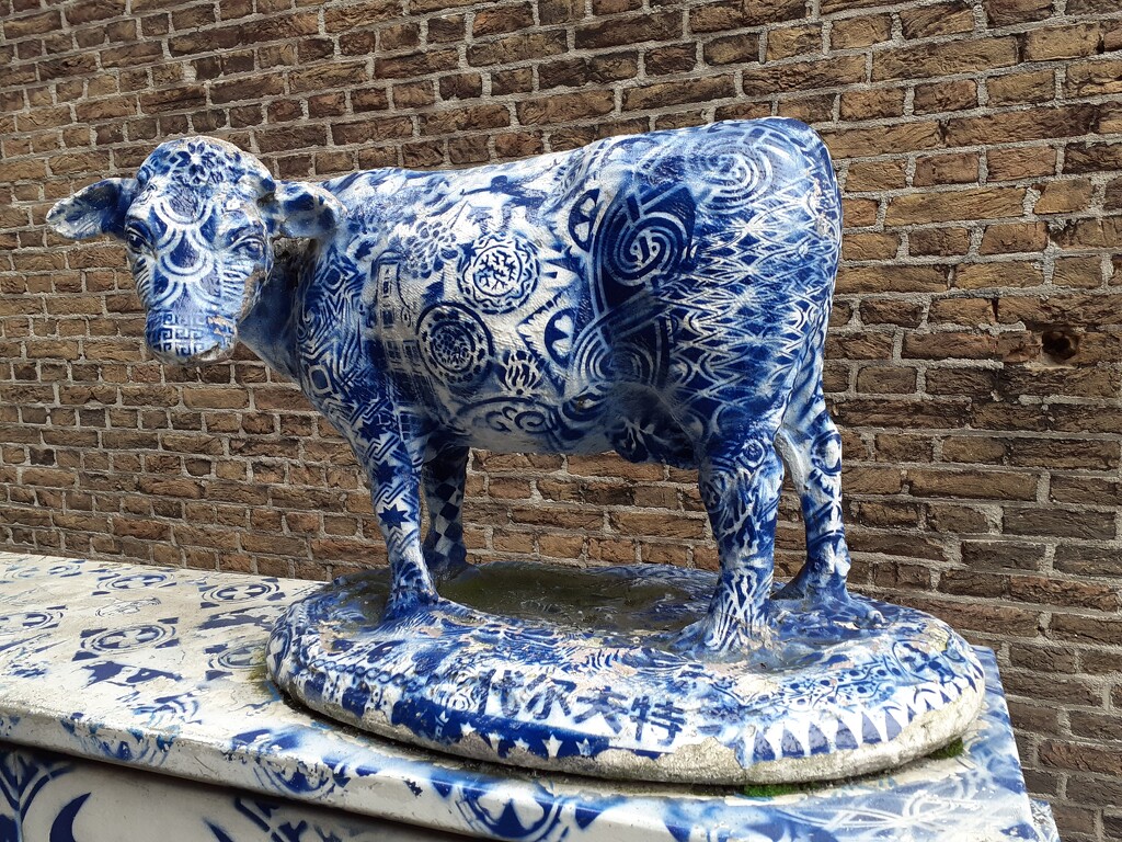 Blue cow by bvh