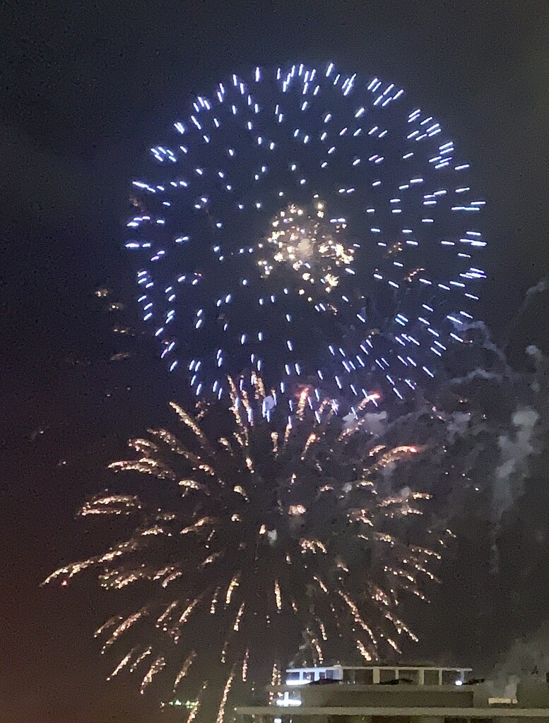 Fantastic fireworks 2 by deidre