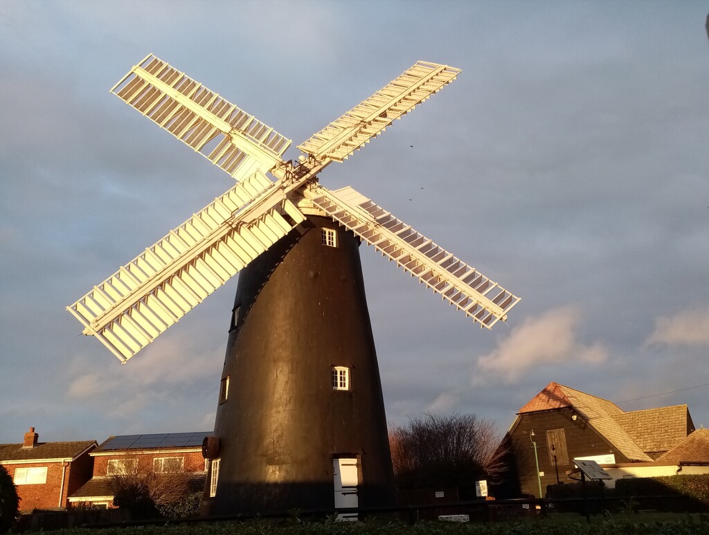 Windmill Yesterday  by g3xbm