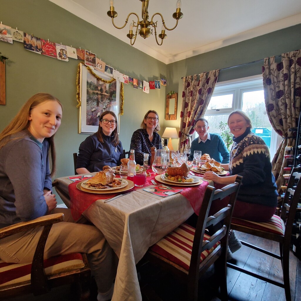 New Year's day lunch with friends by andyharrisonphotos