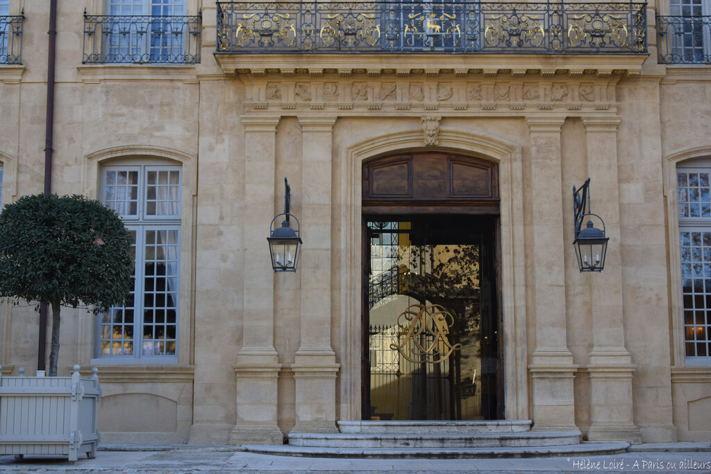 Hotel de Caumont, Aix en Provence by parisouailleurs