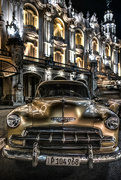 31st Dec 2022 - Cuban Car Glow