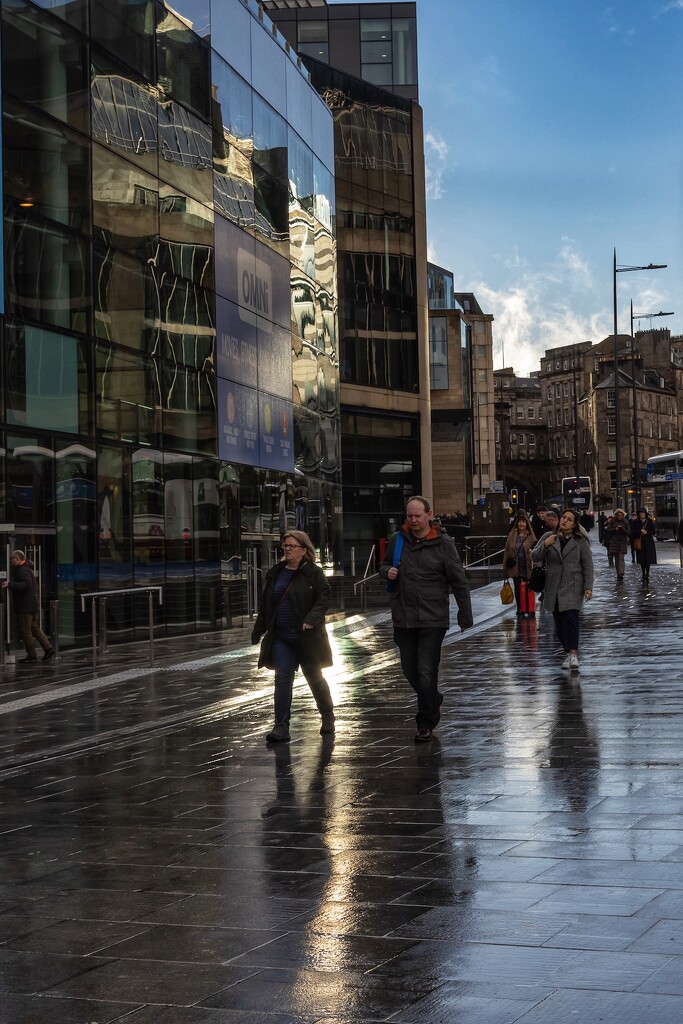 Street photography in Edinburgh. by billdavidson