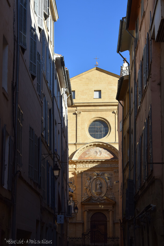 Aix en Provence feels like Italy by parisouailleurs