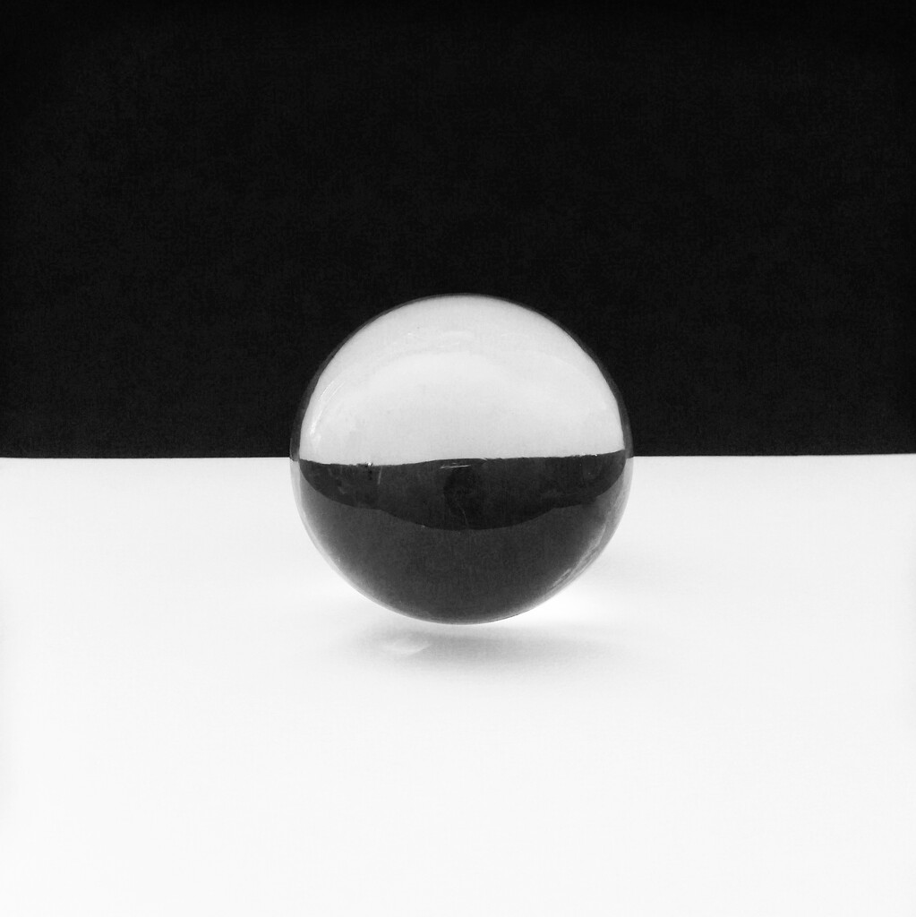 Glass Ball  by salza