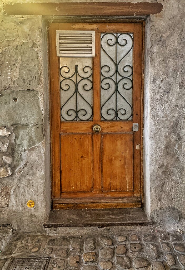 Hearts in a door in Annecy.  by cocobella