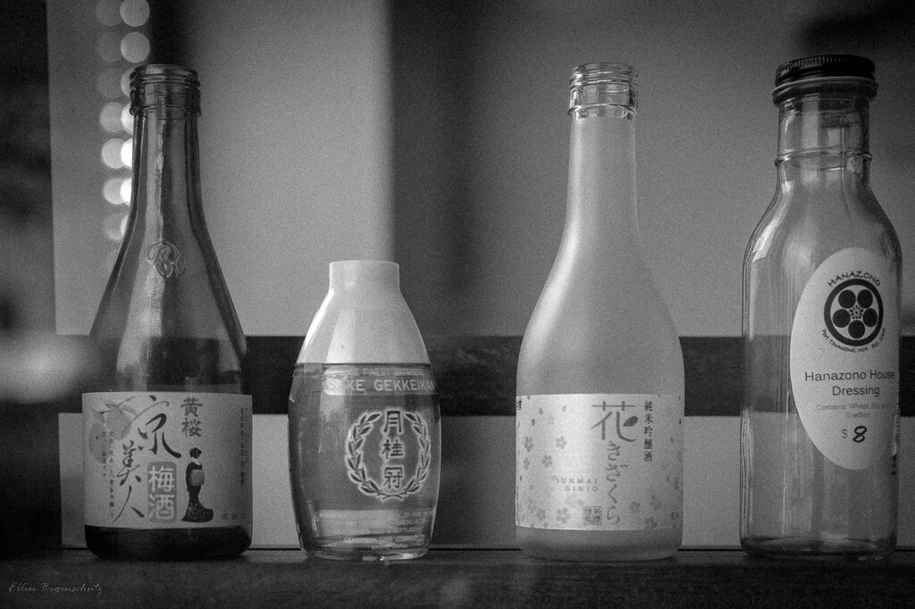Drink offerings at a Thai restaurant by theredcamera