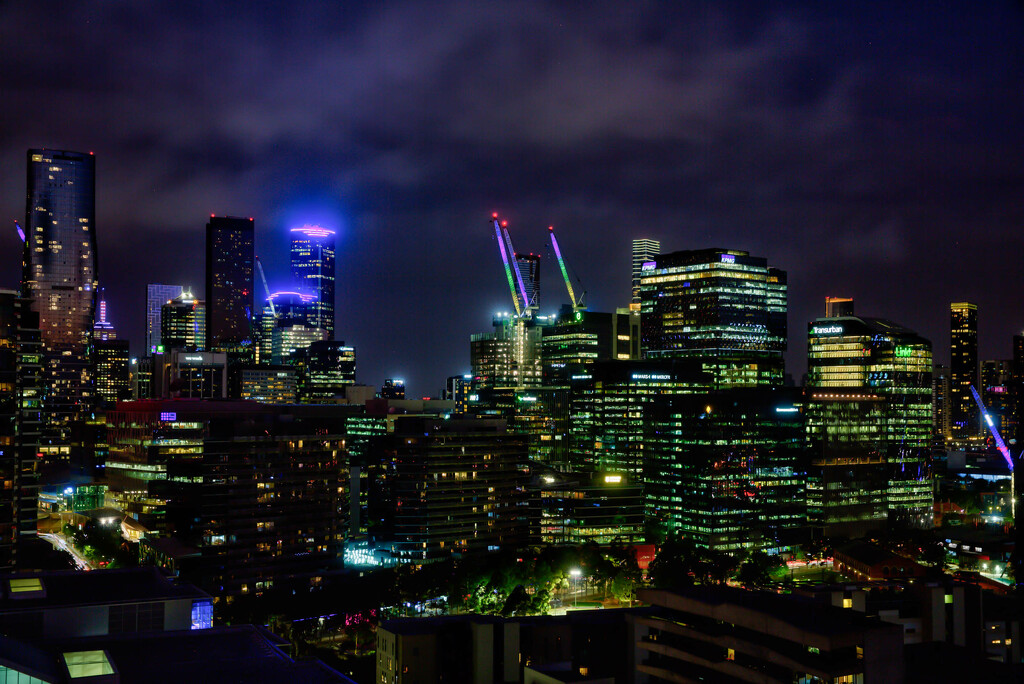 Melbourne by briaan