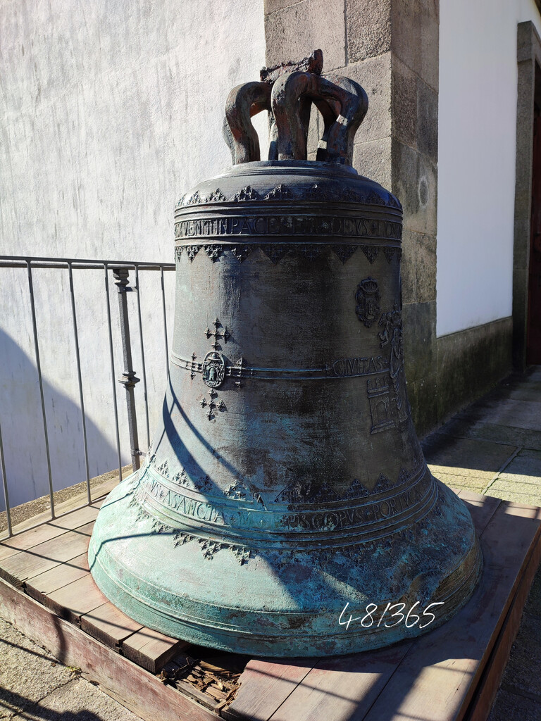 Big bell by franbalsera