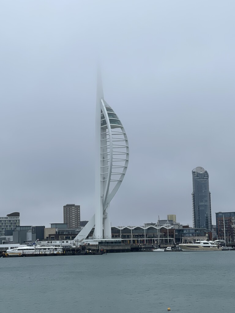 The Spinnaker at lunchtime.  by bill_gk