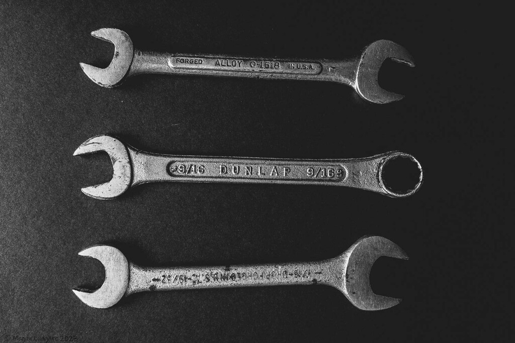 Wrenches by kuva