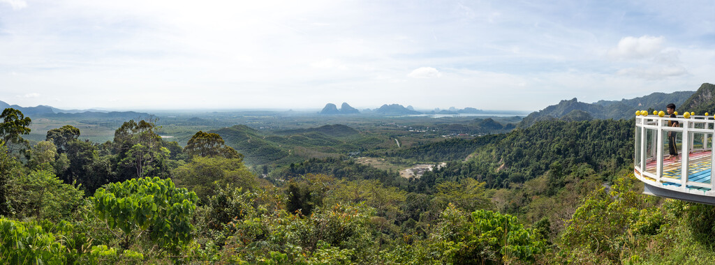  View from Wang Kelian  by ianjb21