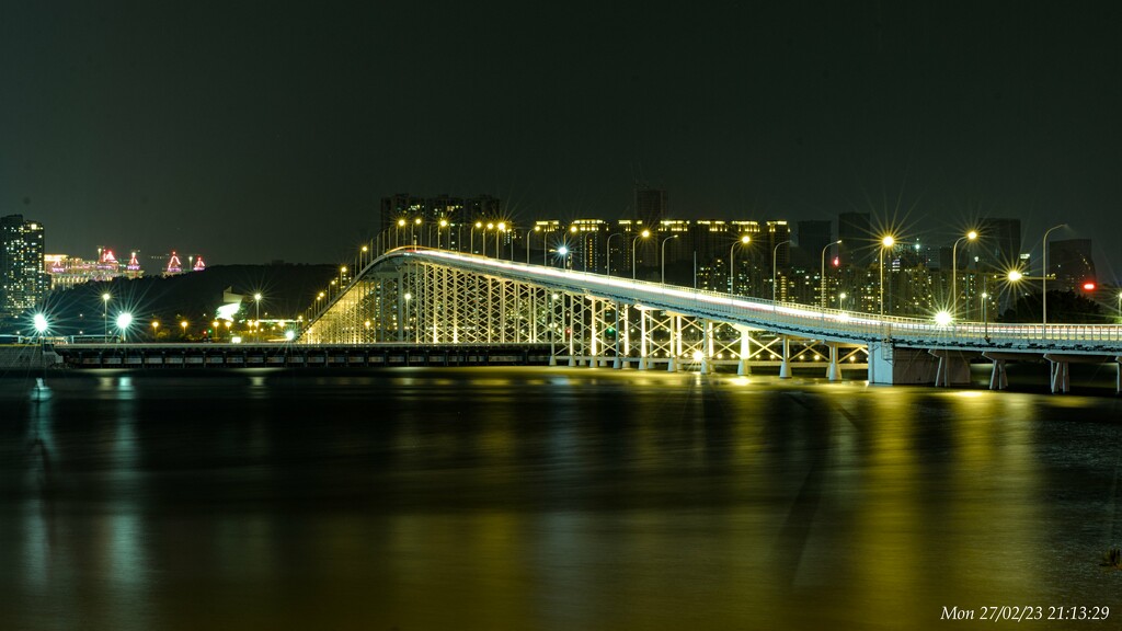 Sai Van Bridge  by wh2021