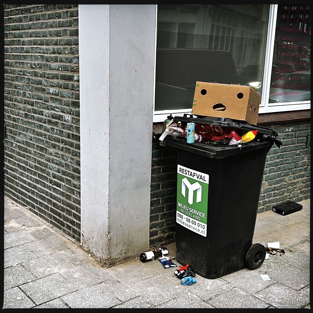 Garbage man by mastermek