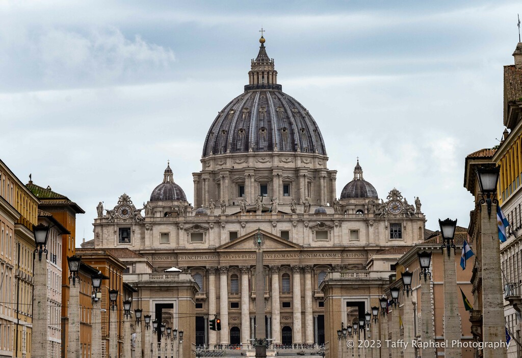 St Peter's in Vatican City by taffy