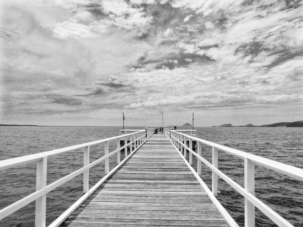 The Jetty by onewing