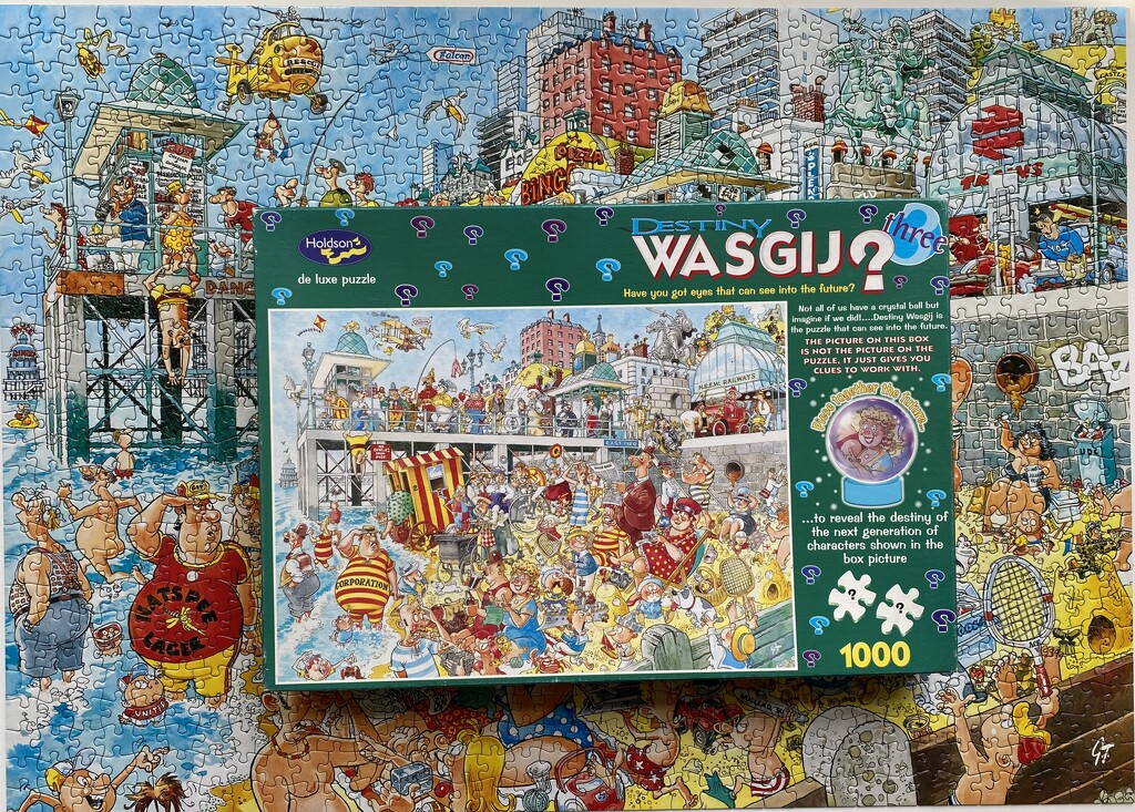 Next Generation Wasgij puzzle. by antlamb